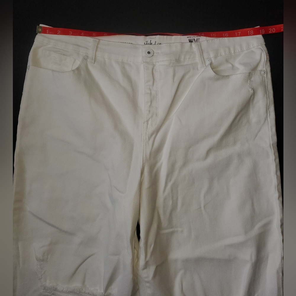 Women's High Rise Wide Leg Crop Jeans - Picture 8 of 8